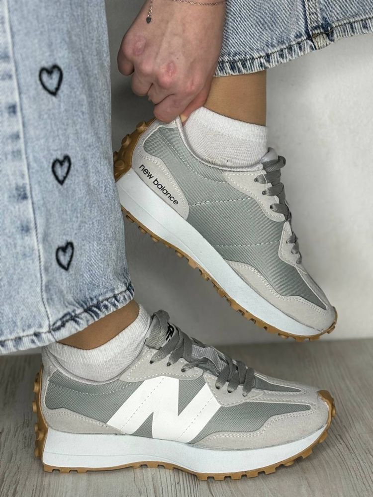 Знижка! Нові Жіночі Кросівки New Balance 327