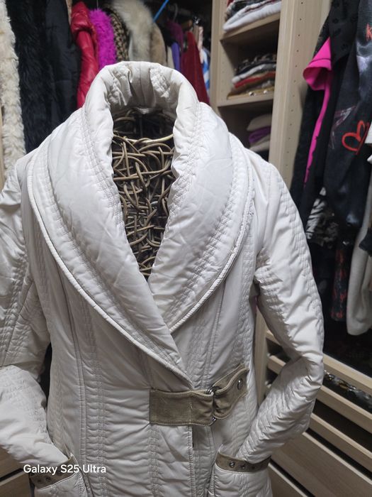 Casaco comprido elégante e quente