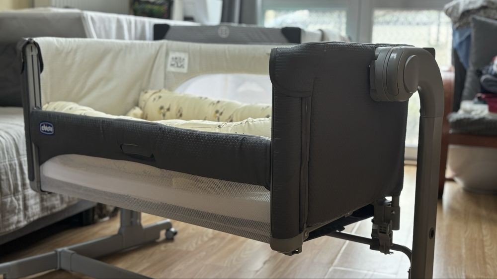 Łóżeczko Chicco Next2Me Magic Evo grey
