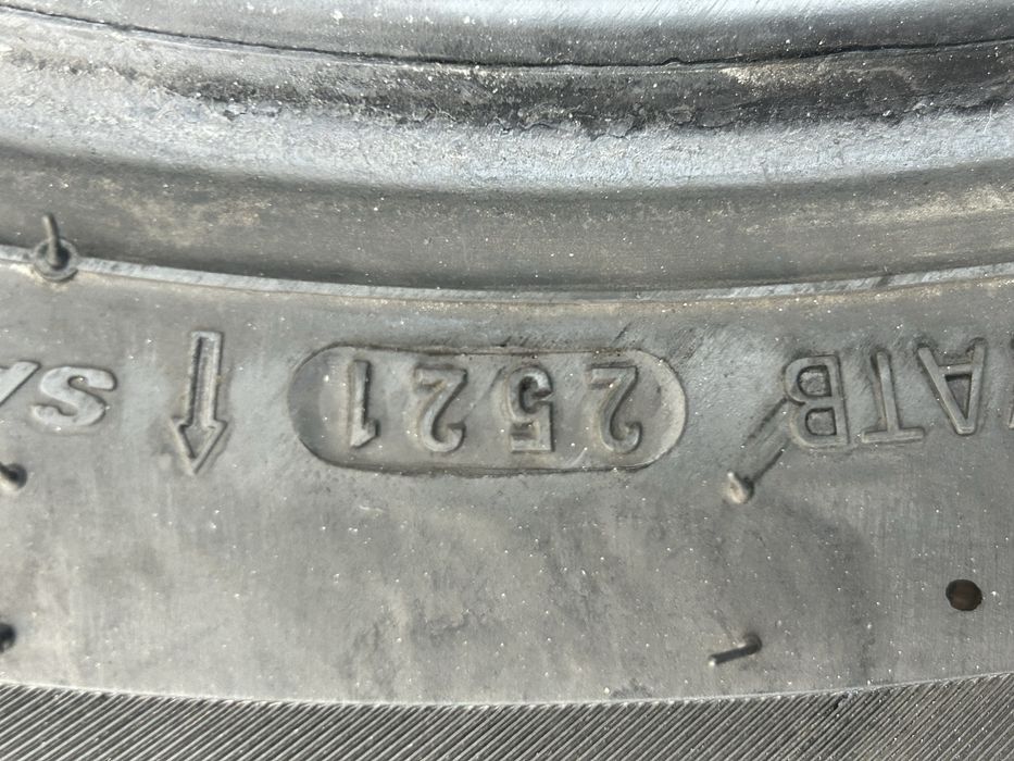 62 Opony Zimowe KUMHO 215/60/17 jak NOWE