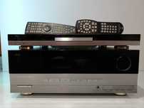 Amplituner Harman Kardon AVR 137 + Odtwarzacz DVD 22 + PILOTY