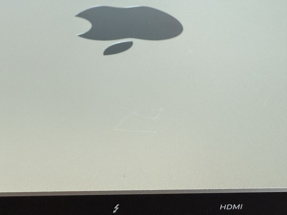 Komputer Mac Mini z procesorem M1 A2348