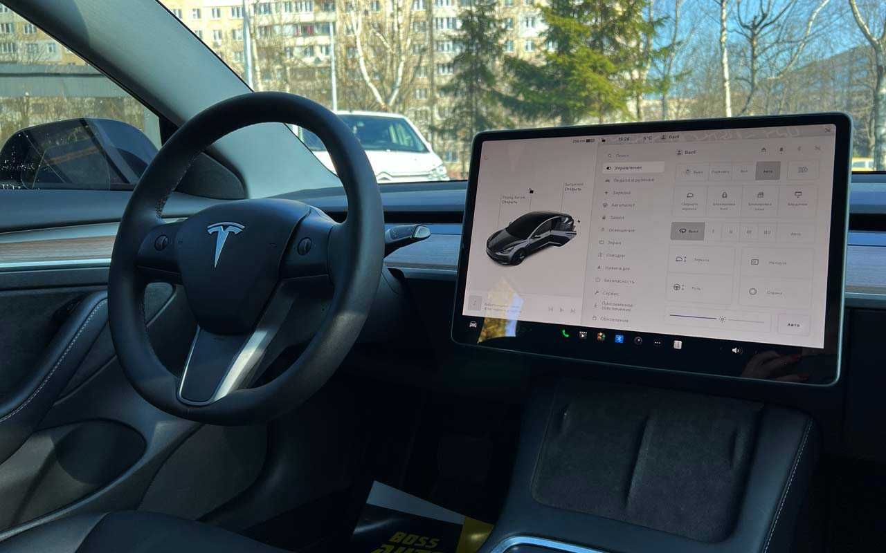 Tesla Model 3 2022