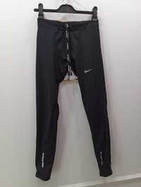 Legginsy marki Nike