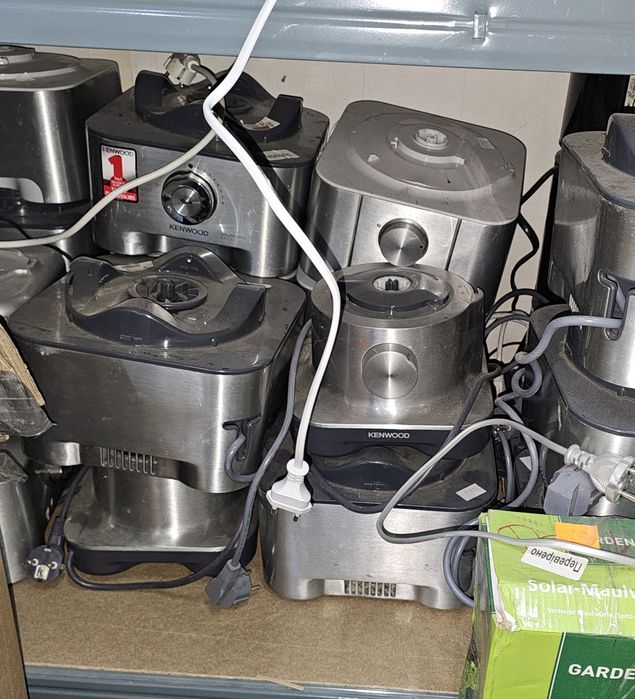 Kenwood запчастини все працює Лише Опт .Мотори від техніки .