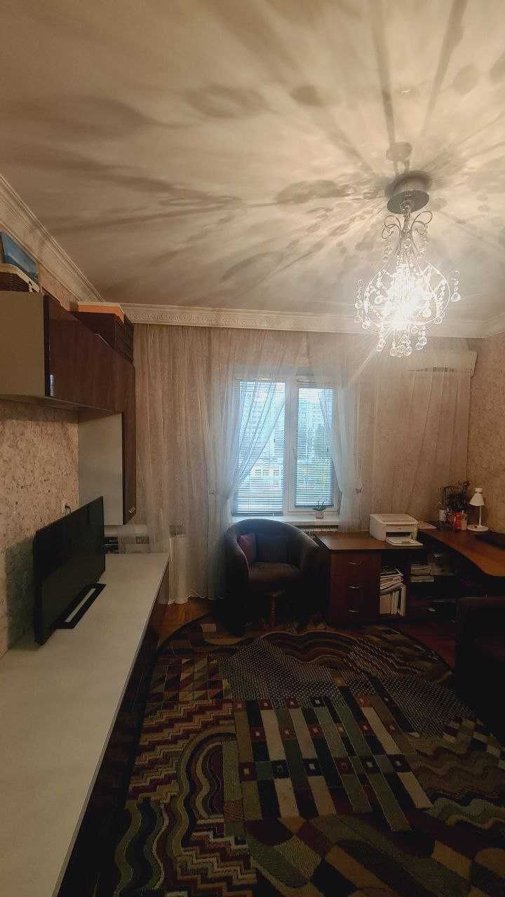 Продаж 3к квартири 75м2, Ревуцького7,(Ревуцкого)Харківська, Дарницький