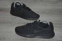 Продам кросівки ФІРМА NIKE Tanjun