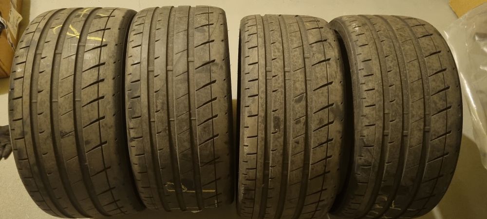 Brigdestone Potenza 265/30 R20