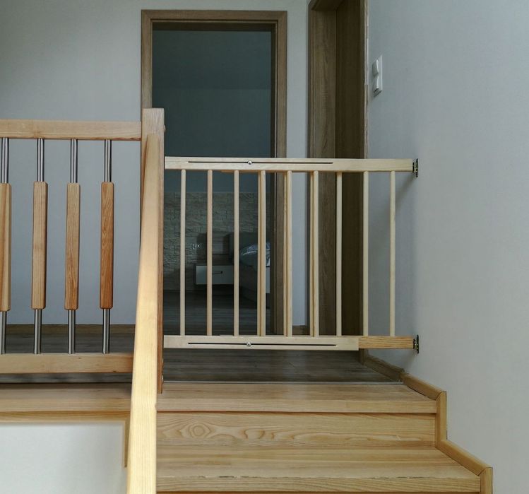 Barierka Bramka Zabezpieczająca Schody Ochronna Dla Dzieci 72-122 cm