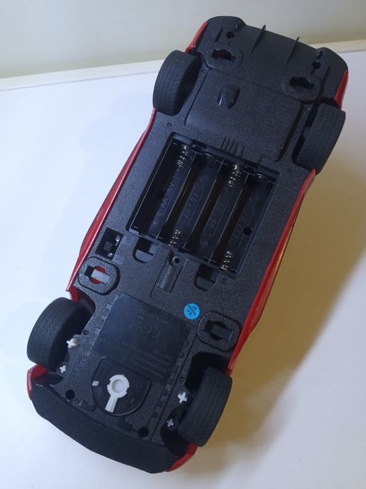 1:18 Alfa Romeo Giulia д/у машинка