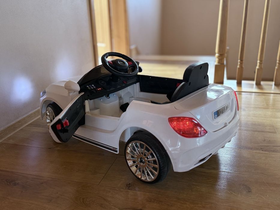 Auto na akumulator