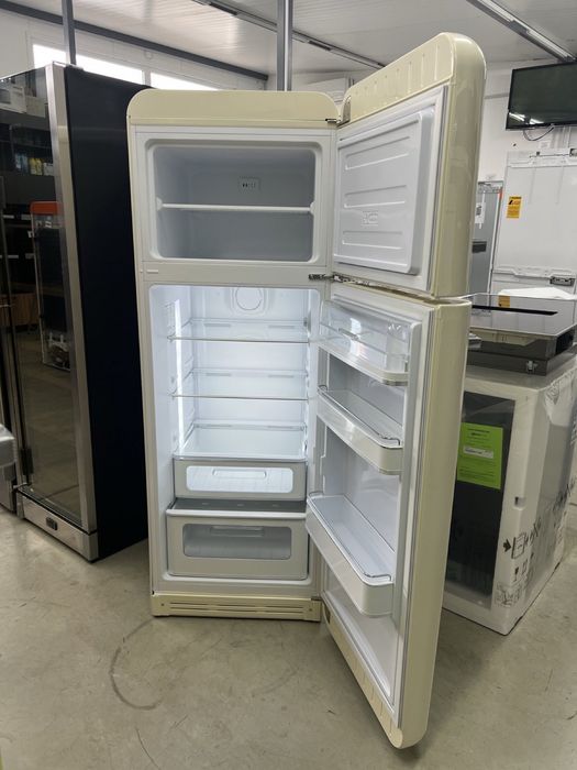 Холодильник Smeg FAB30RCR3