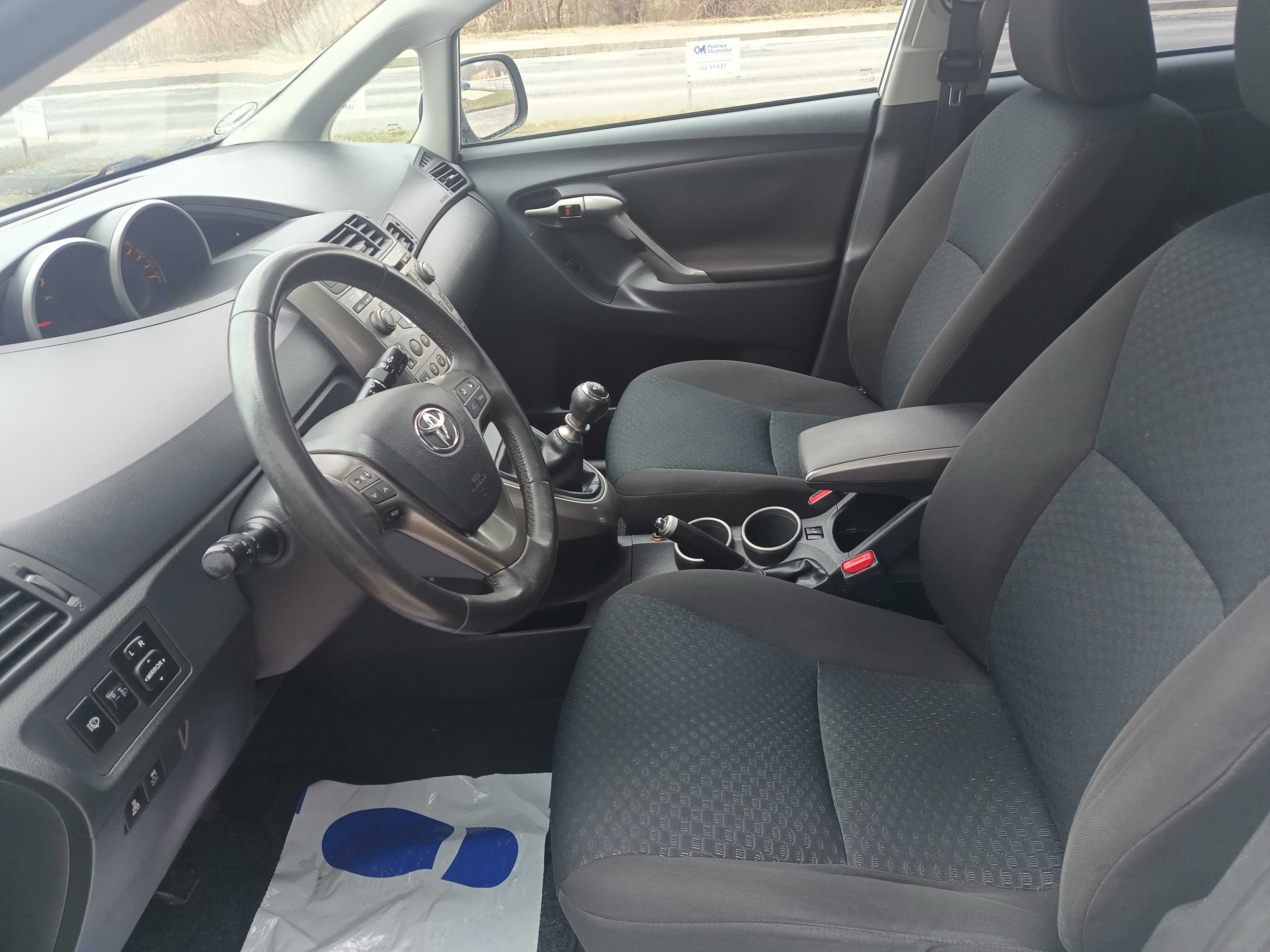 2,0 Diesel 130km Navi Climatronic Xenon Led Parktronic TYLKO 179TYS KM