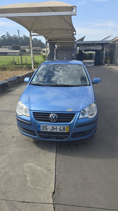 Polo 2005 com 215 mil km