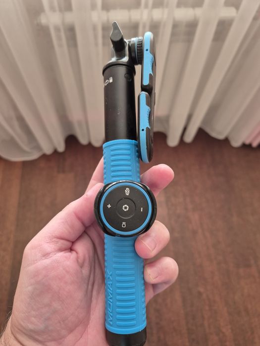 Палка для селфи Momax SelfiePro 90cm with Bluetooth Blue