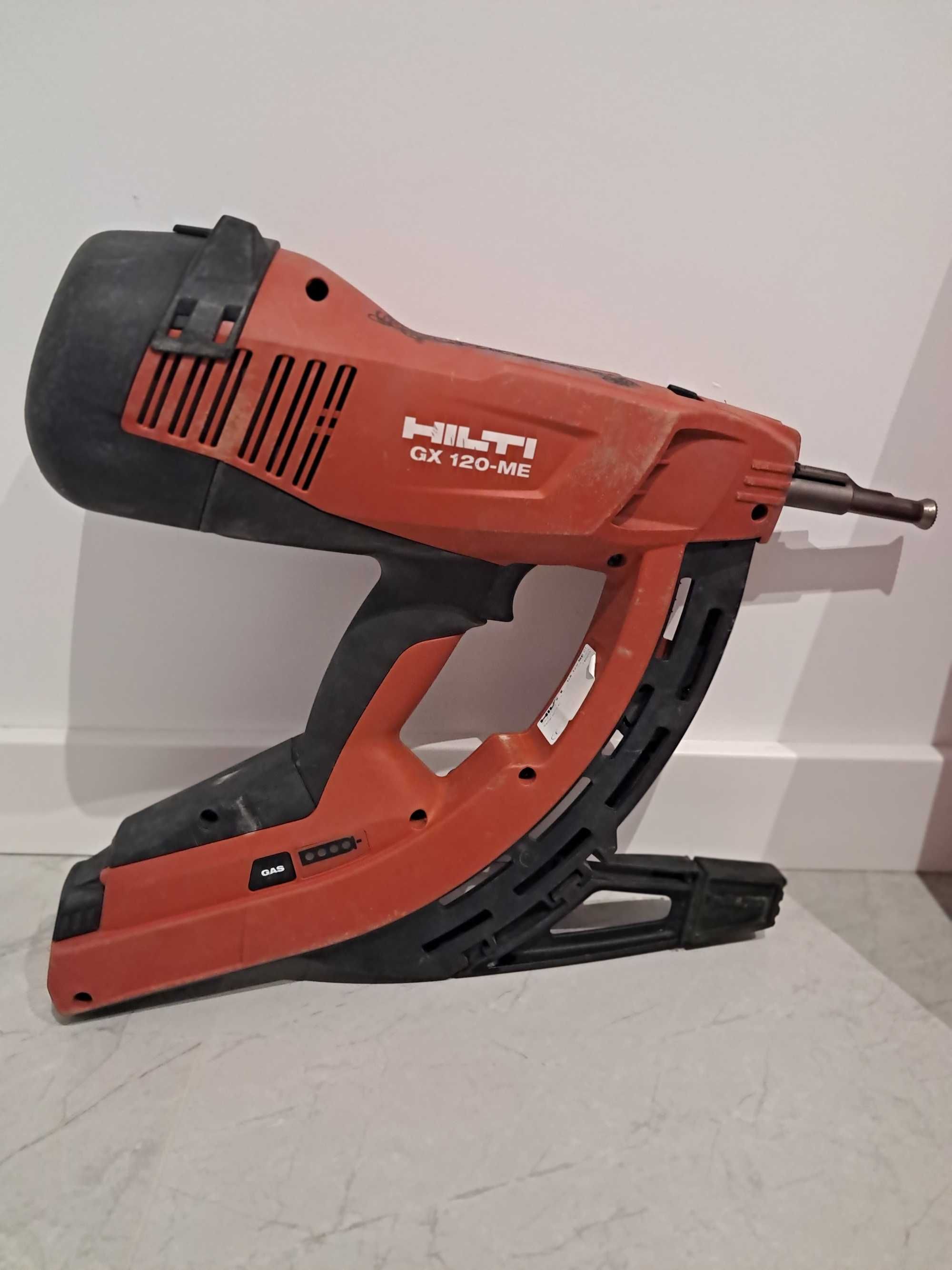 Osadzak Hilti GX 120- ME + gwoździe