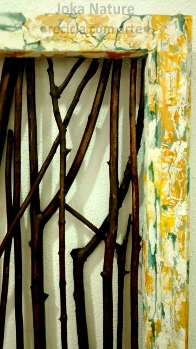 Peça única 100% artesanal em madeira rústica reciclada (84x51cm).NOVA