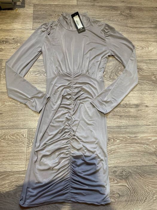 Платье с-м оттдам