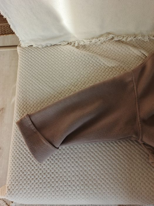 Płaszcz wełniany damski długi rozm.M (ale raczej L/XL).