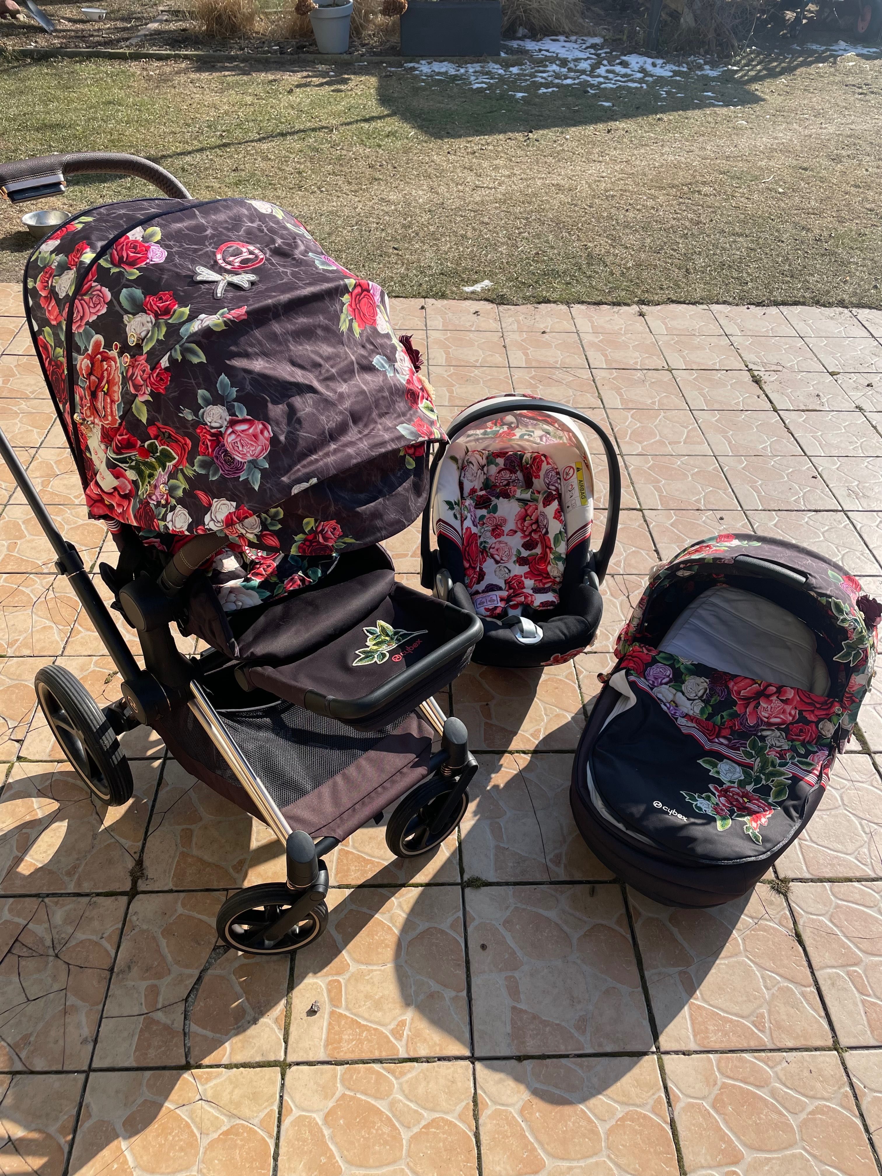 Cybex Priam 2.0 Spring blossom dark