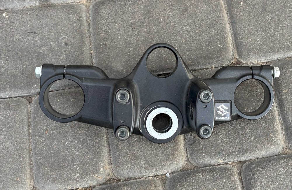 Półka dolna i górna Suzuki SV650 16-