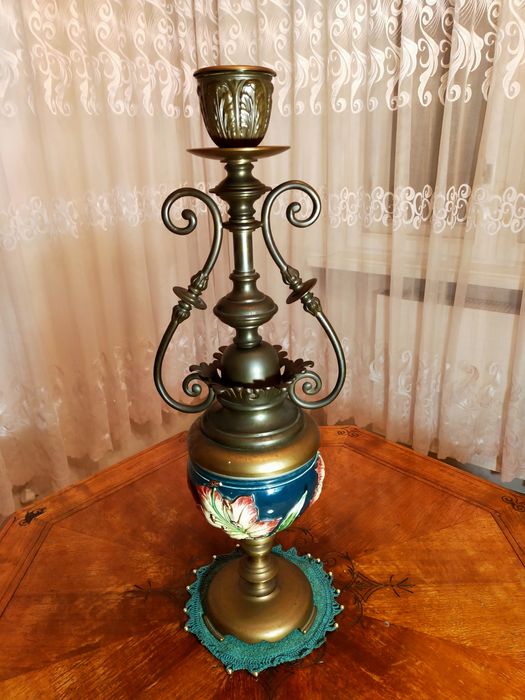 Świecznik mosiężny