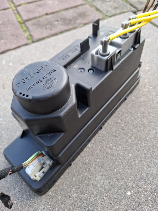 Pompka centralnego zamka Mercedes SLK, itp.