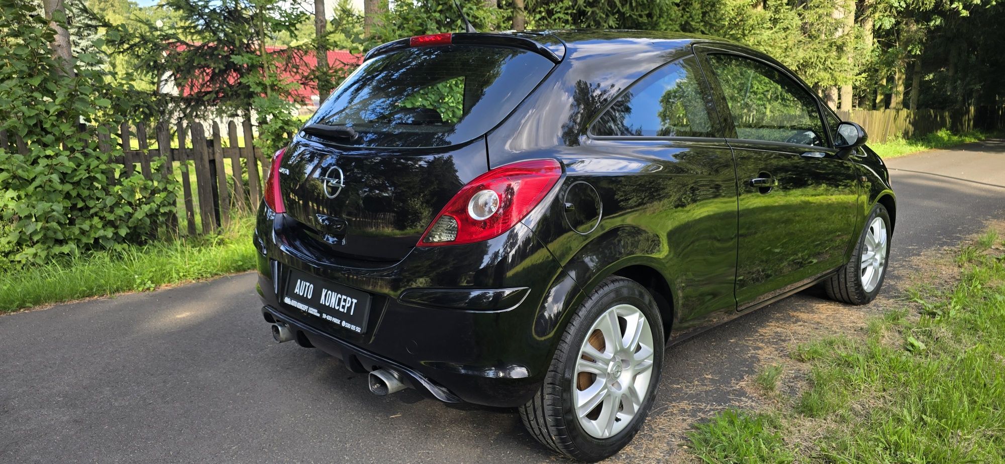 Opel Corsa 1.4 Benzyna Klima Alufelgi 2009r. z Niemiec