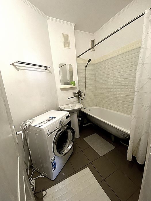 Оренда 2к.квартири ,новобудова , Левада..Ліфт працює завжд!