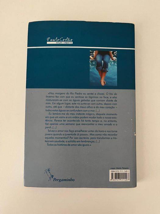 Livro Paulo Coelho- Na margem do RIO PIEDRA eu sentei e chorei
