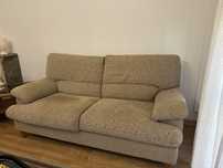 Sofas com mesa de centro