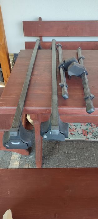 Bagażnik dachowy Ford KA  THULE  Komplet. Kluczyki.