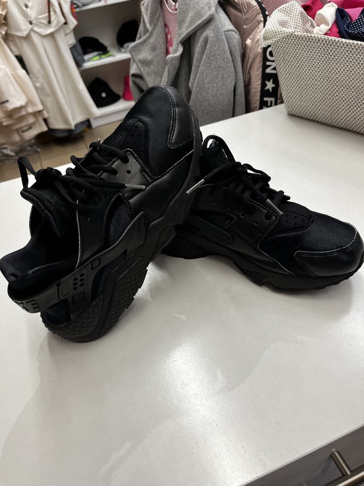 Nike Air Huarache roz 37 wkladka 23 cm