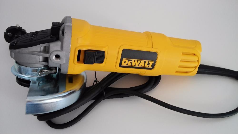 Szlifierka kątowa Dewalt 900W NOWY MODEL - DWE4157 płynny start