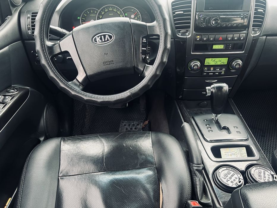 Kia Sorento 2006 автомат 2.5 дизель