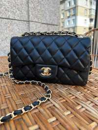 Chanel 20 (black)