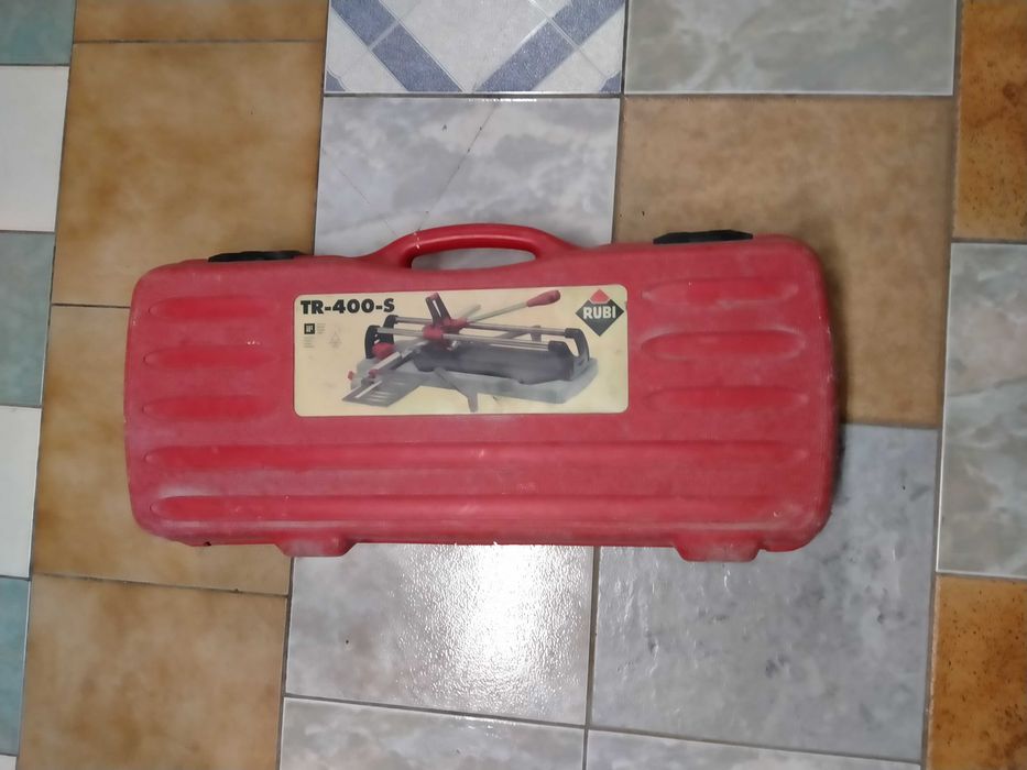 Przecinarka ręczna do glazury Rubi TR-400-S, walizka