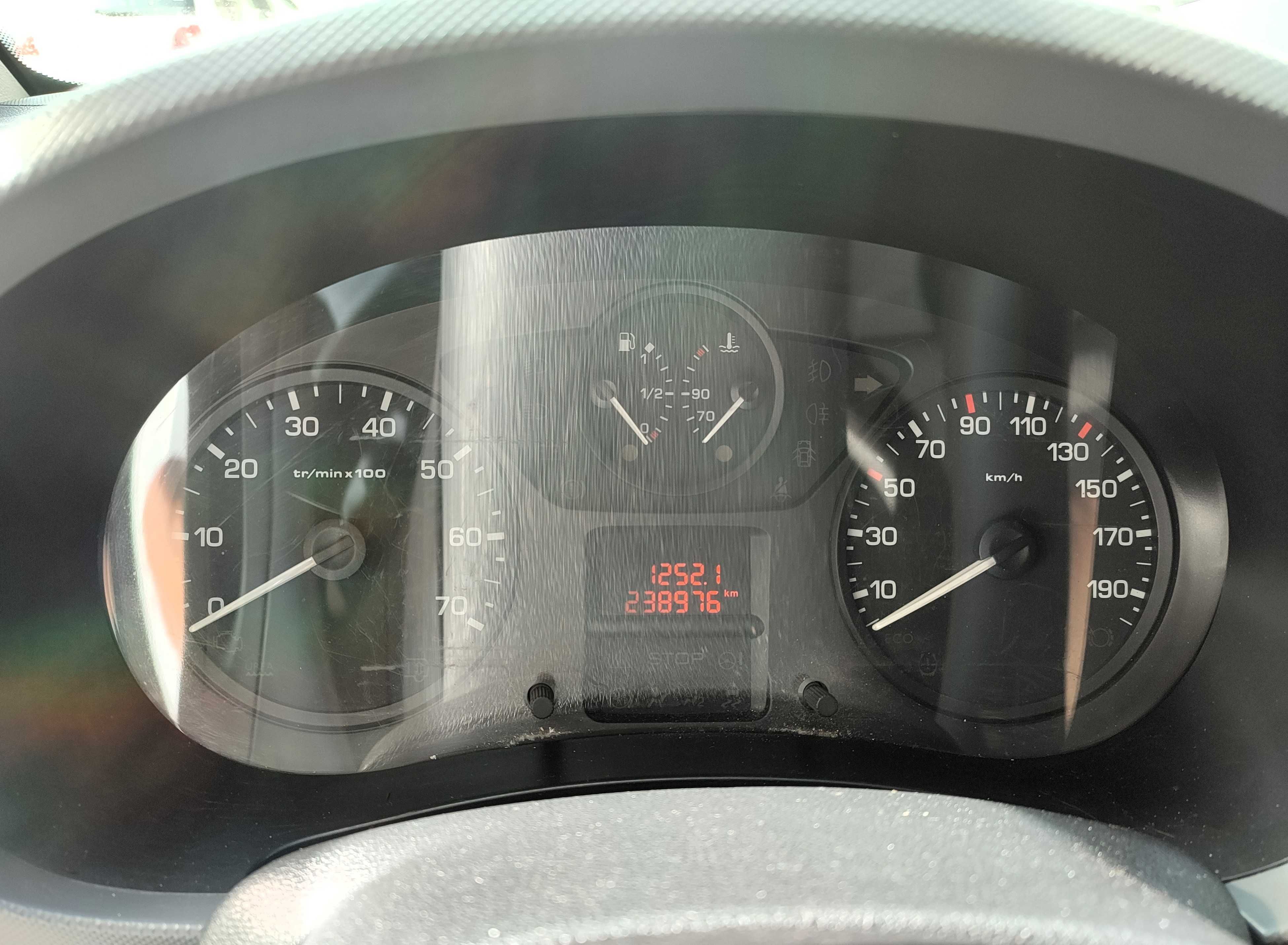 Peugeot Partner 1.6 HDi (100cv) (3L) - 2015