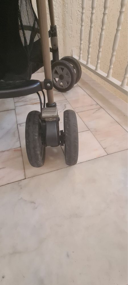 Carrinho de bebe Chico