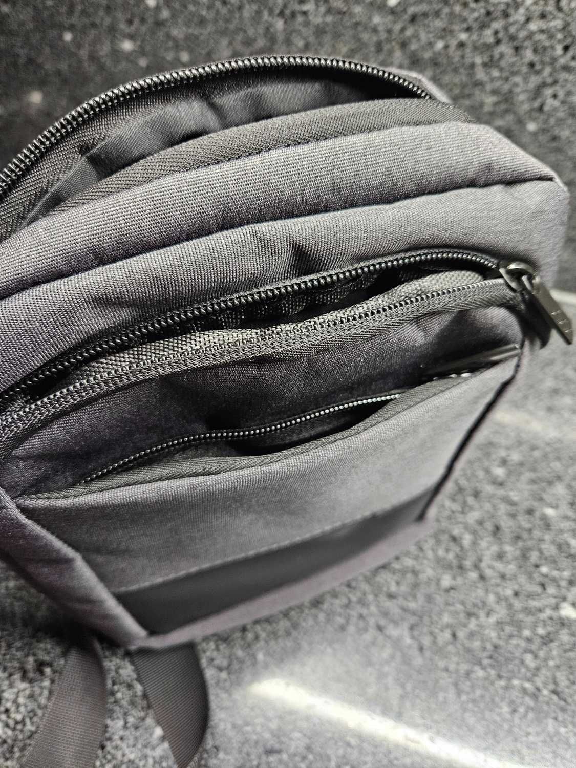 Bolsa à tiracolo MISAKO para homem