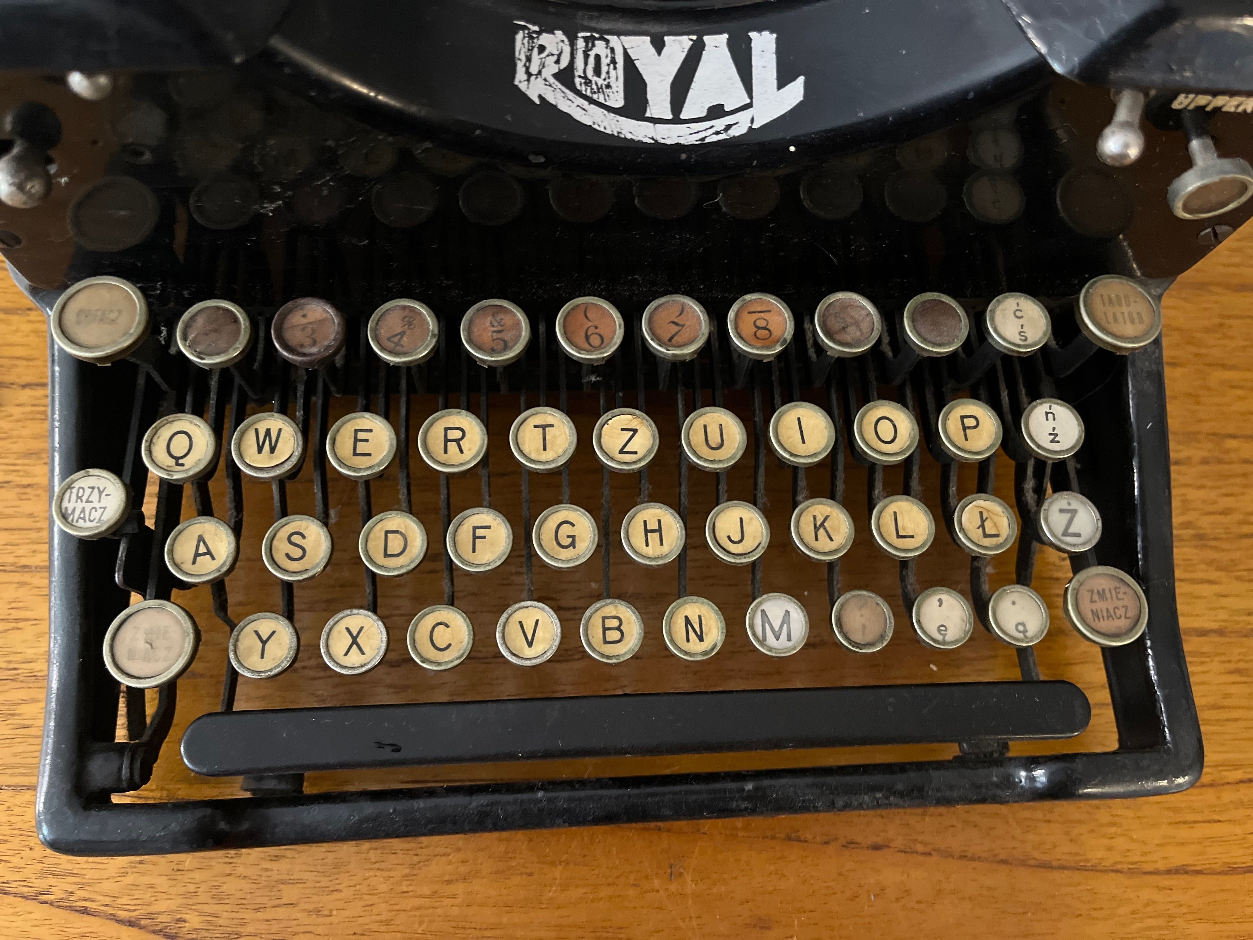 Maszyna do pisania Royal 10 A3 w pełni sprawna