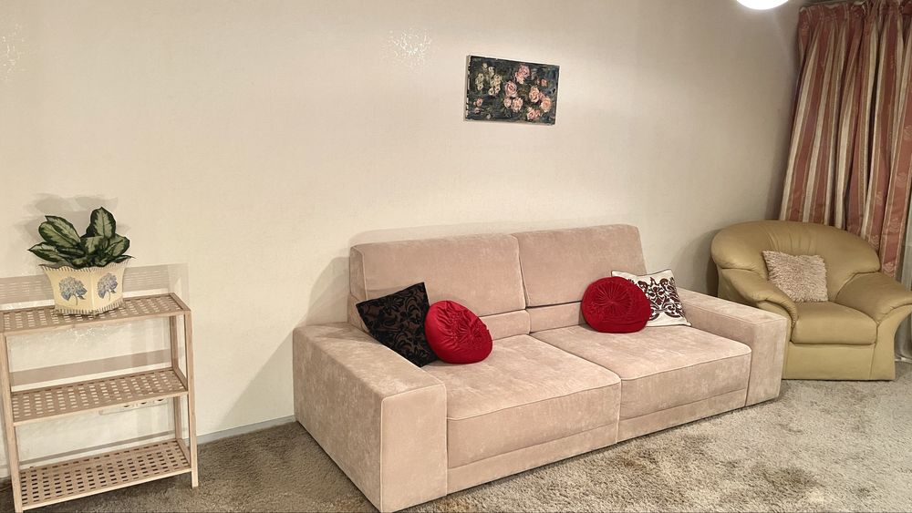 Від власника 2-х кімнатна на Печерську