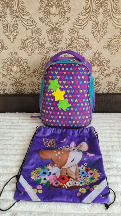 Портфель,  Шкільний рюкзак для дівчинки