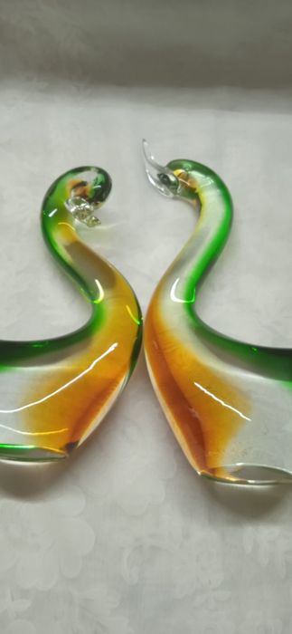 Dois Cisnes Murano Glass em perfeito estado