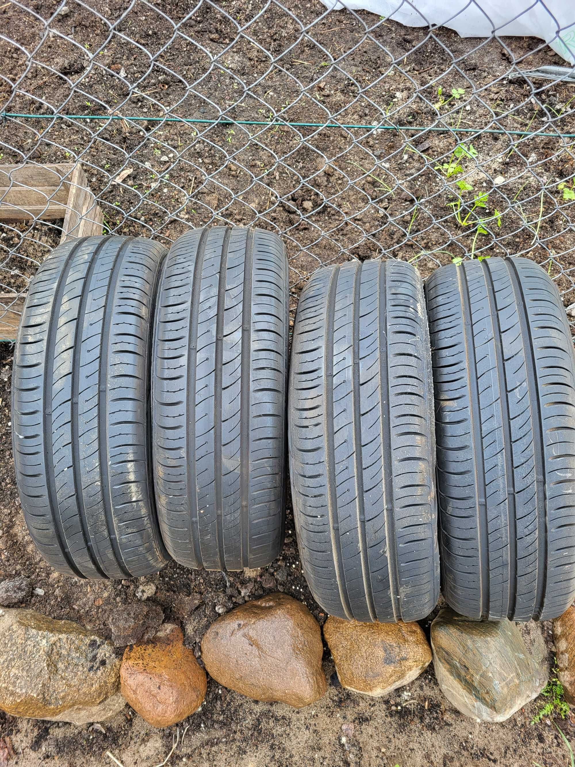 Zestaw opon kumho 185/60R15