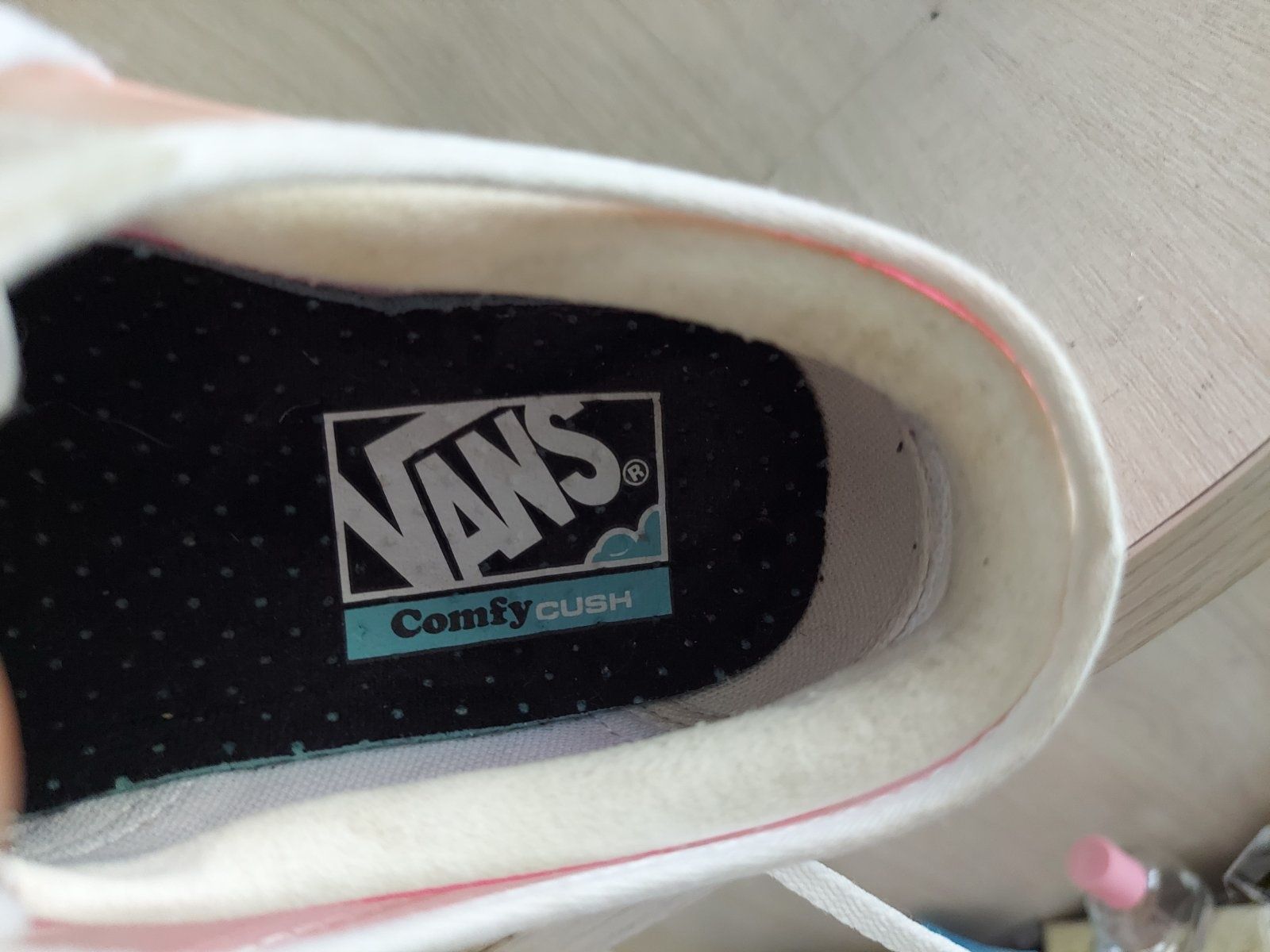 Vans 37 размер. 500383 COMFYCUSH SLIP-SKOOL. Оригинальные.