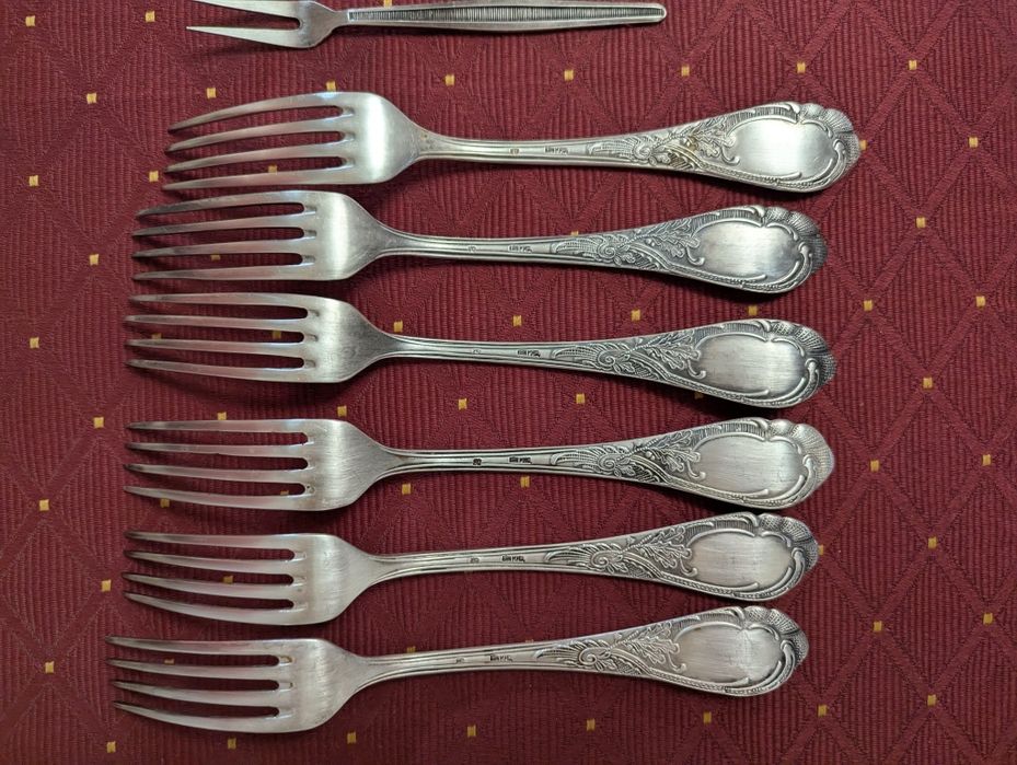 Вилки мельхиор посеребренный
