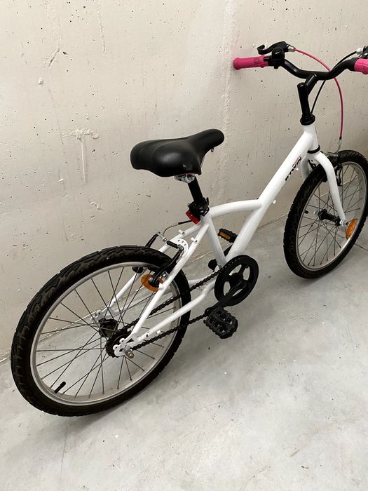 Bicicleta em ótimo estado - 6- 9 anos