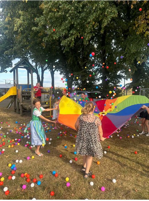 Animacje dla dzieci/Mikołajki/Wizyta domowa Mikołaja/Mikołajki Firmowe