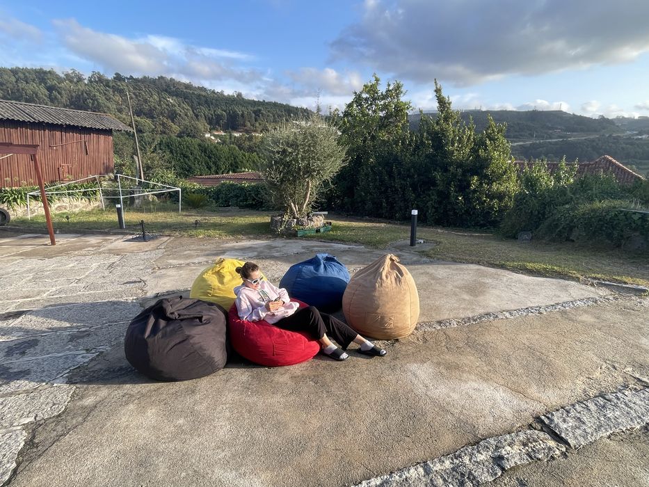 Pufe grande confortável